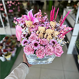 Çoklu Ayıcıklı Pembe Gül Çiçek Sepeti