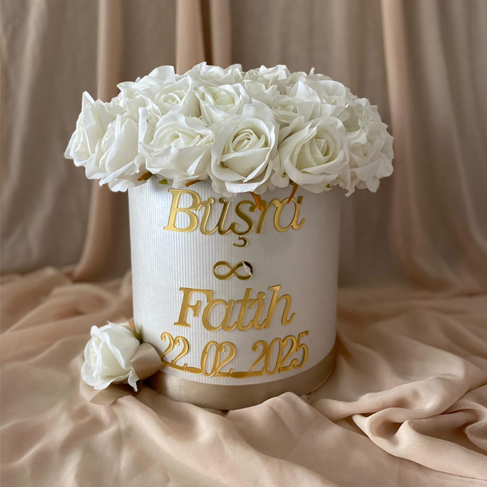 Kadife Beyaz Gül İsimli Kız İsteme Buketi